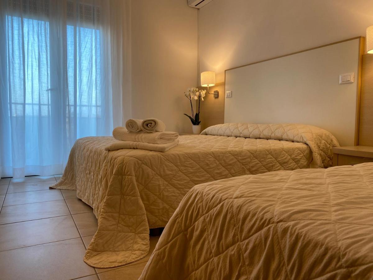 Hotel Palladio B&B Cervia Exterior photo