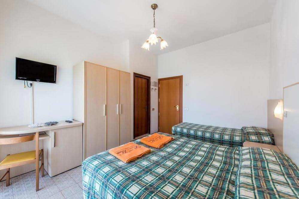 Hotel Palladio B&B Cervia Exterior photo