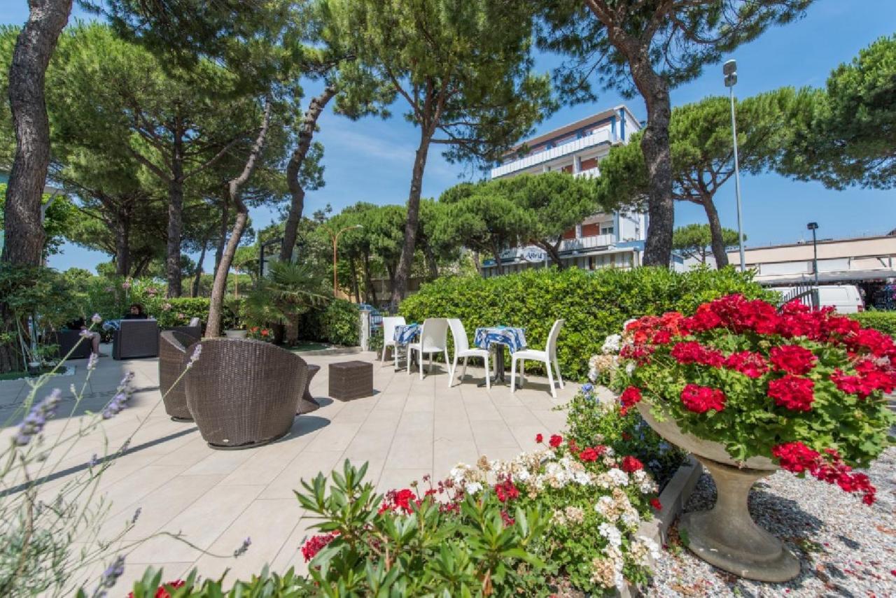 Hotel Palladio B&B Cervia Exterior photo