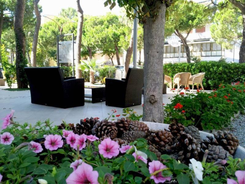 Hotel Palladio B&B Cervia Exterior photo